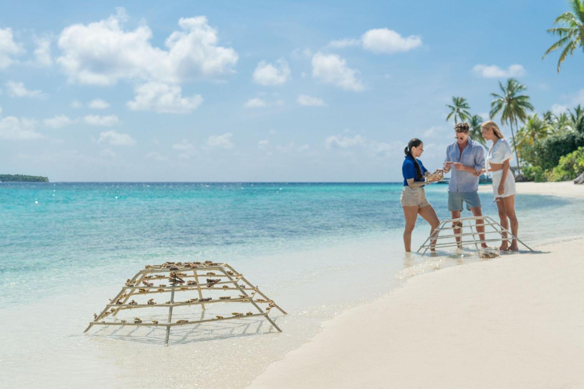 The St. Regis Maldives Vommuli Resort Hulhudheli Eksteriør billede